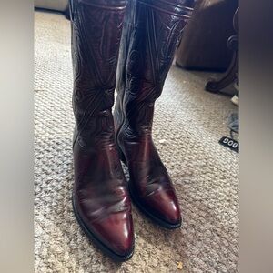 Men’s Vintage Lucchese Cowboy Boots